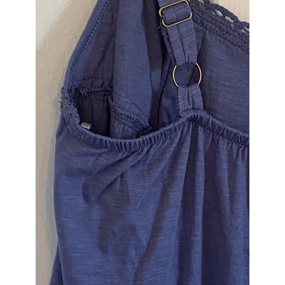 Blue Crochet Lace Detail Sleeveless Top With Adjustable Straps By Rewind - Women - Picture 11 of 13